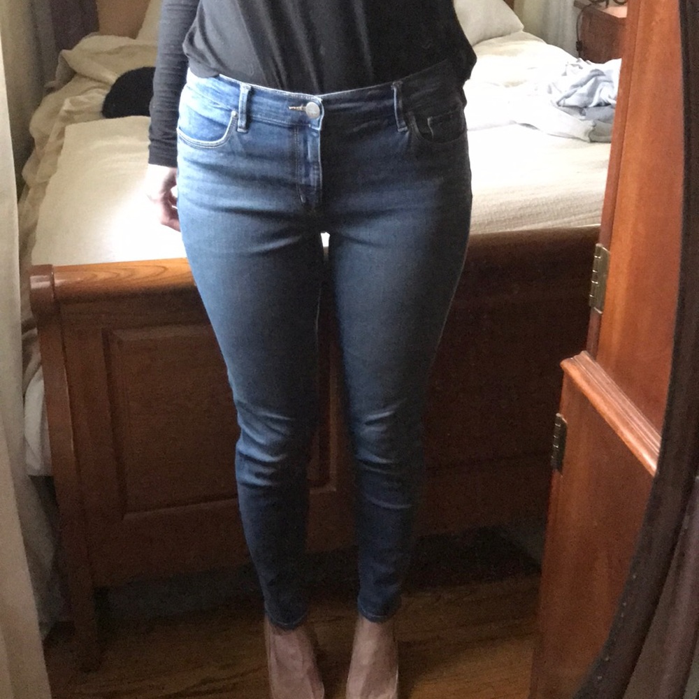 Loft size 28/6 Skinny Jean